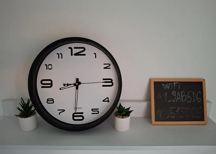 September 2025 Fun&joy Apartment