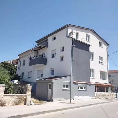 Ryanair's Choice Apartment *