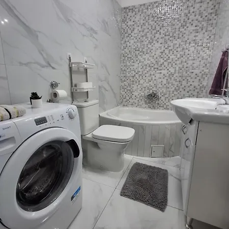 Ryanair's Choice Apartment *