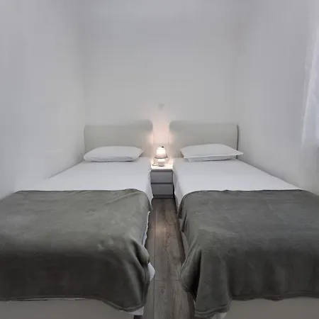 Apartment Ryanair's Choice *